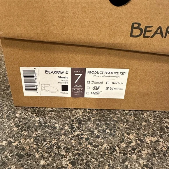 Bearpaw Women’s Shorty Suede Black Boots - Picture 11 of 13